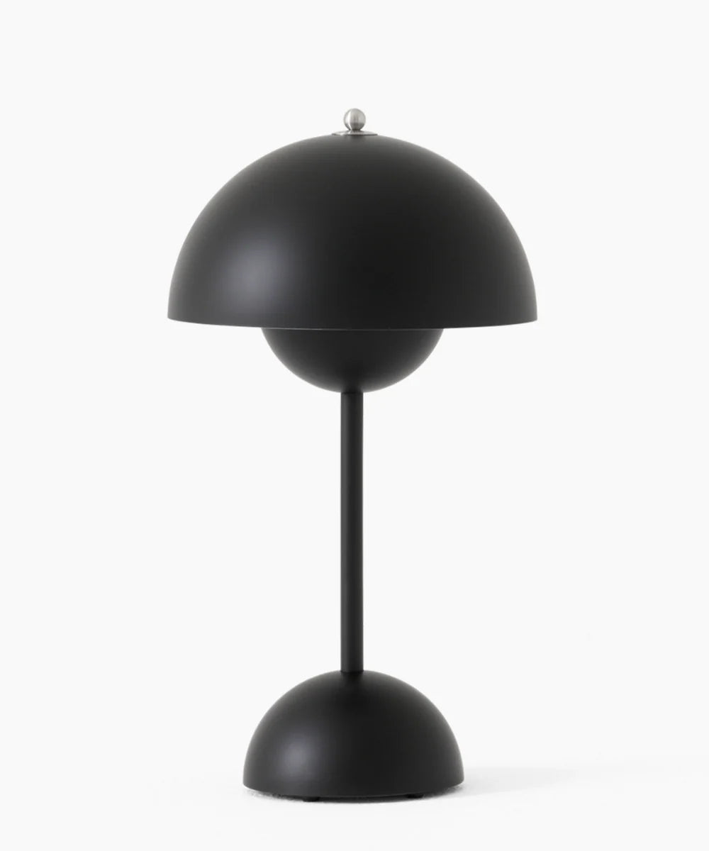 Flowerpot  – Stilren Bordslampa i Metall med LED-belysning